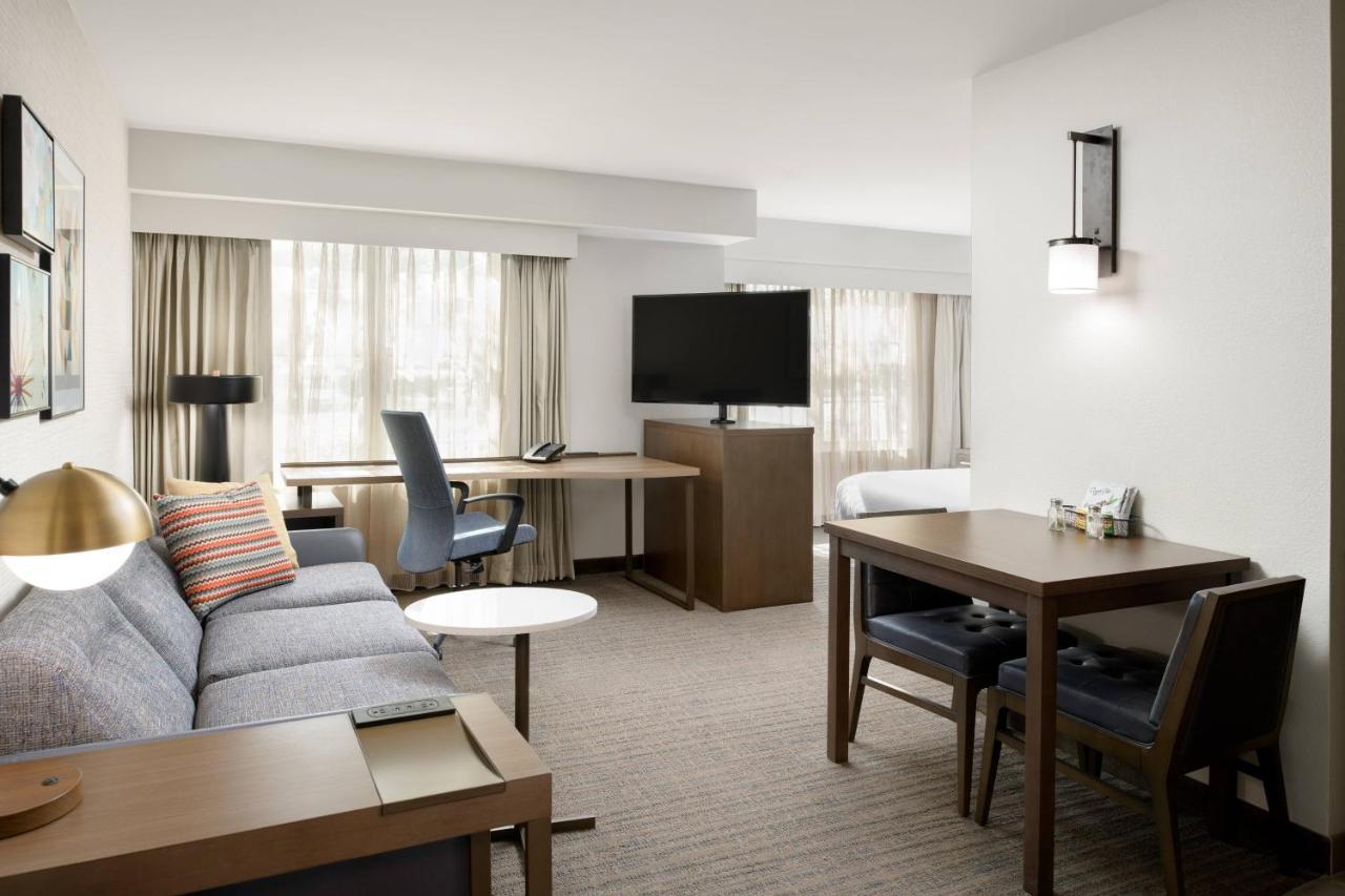 Residence Inn Pleasanton Bagian luar foto