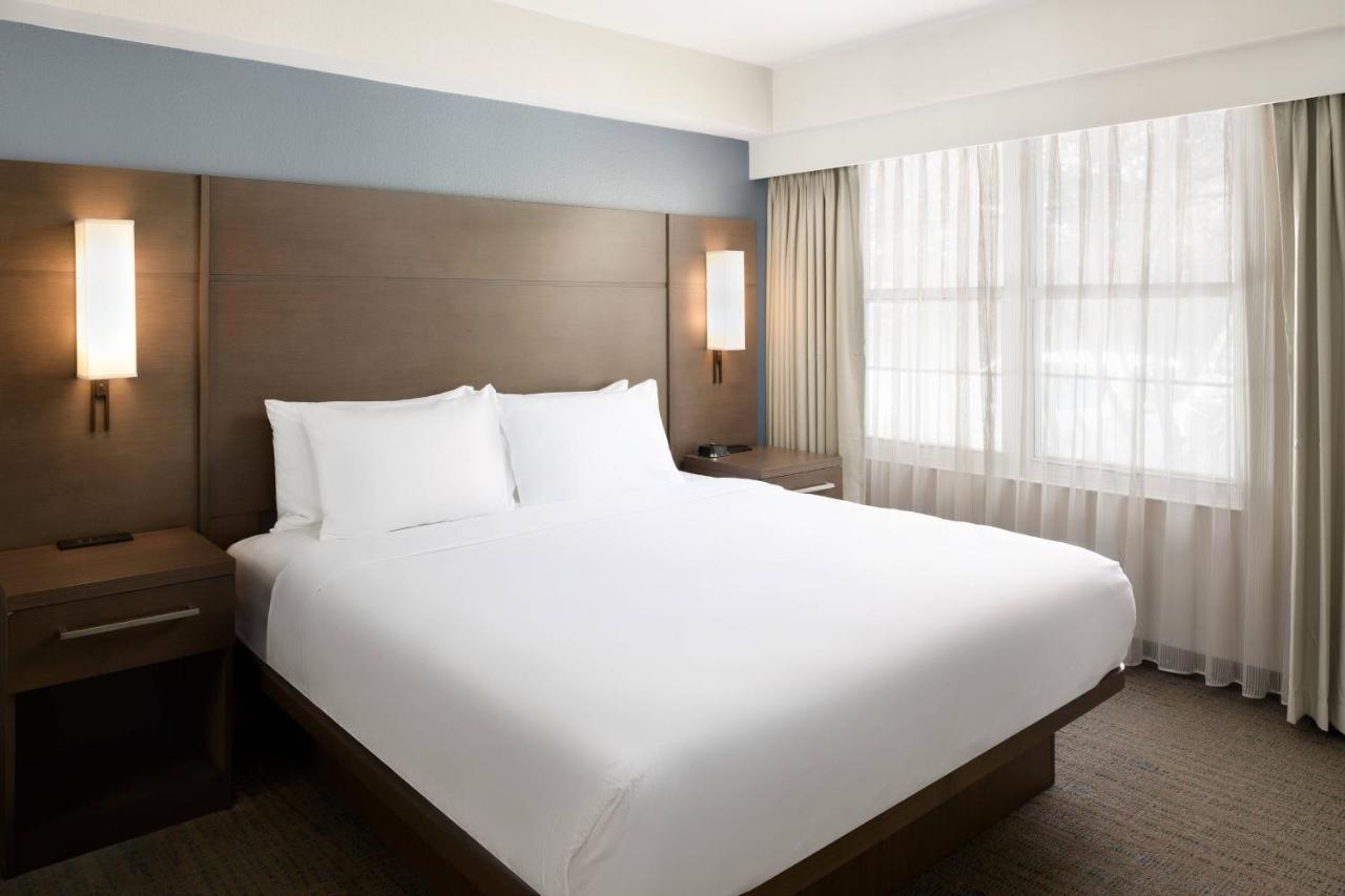 Residence Inn Pleasanton Bagian luar foto