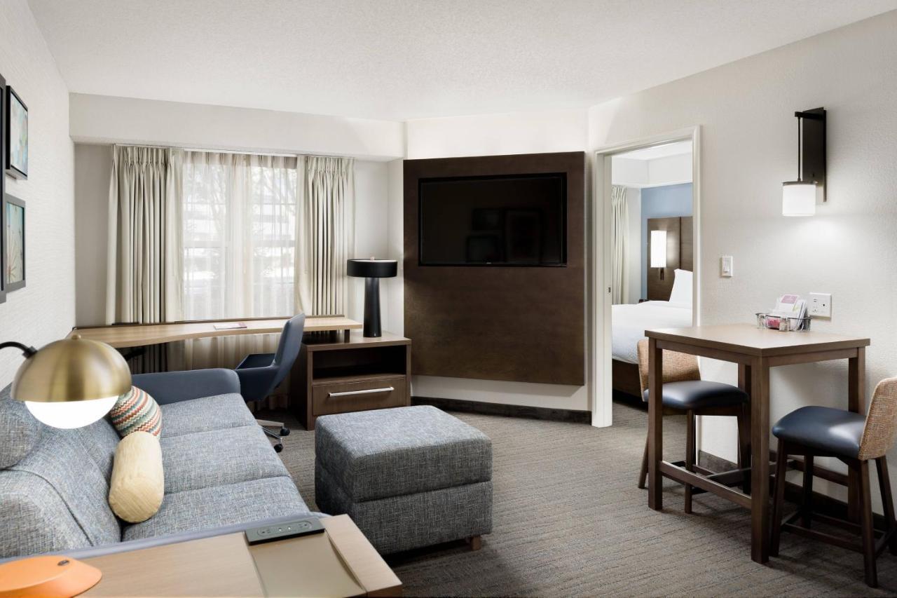 Residence Inn Pleasanton Bagian luar foto