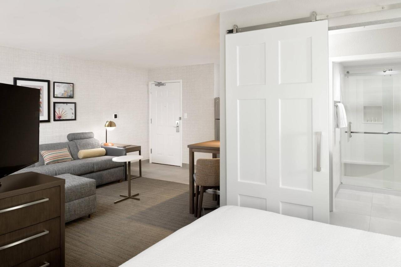 Residence Inn Pleasanton Bagian luar foto