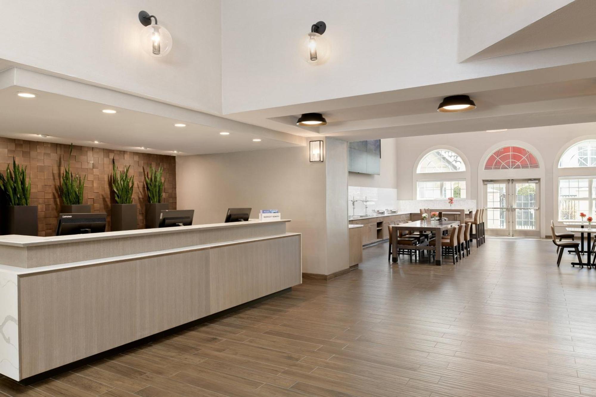 Residence Inn Pleasanton Bagian luar foto