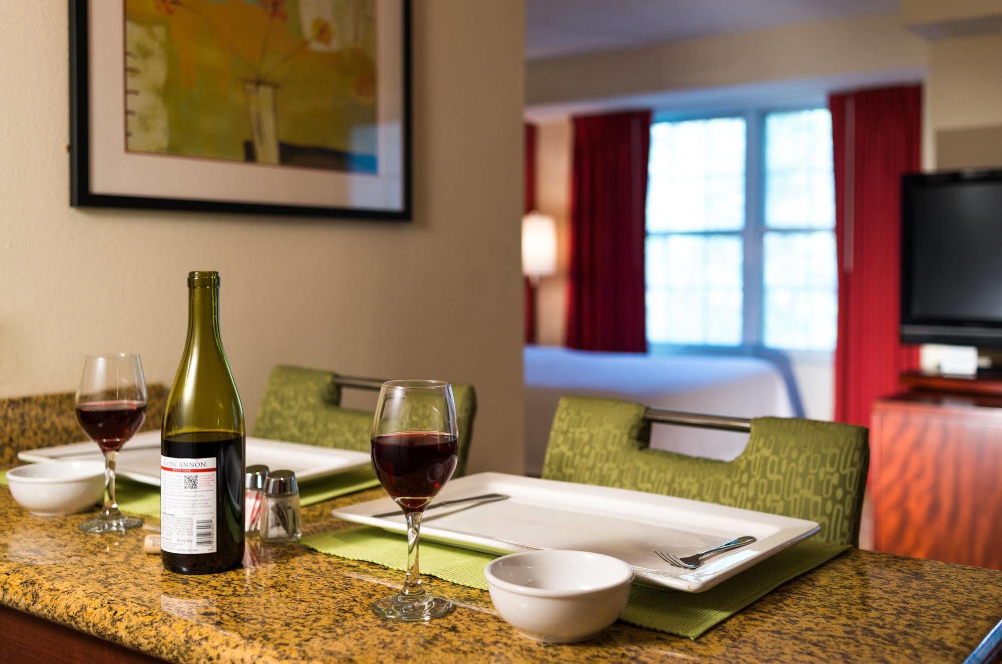Residence Inn Pleasanton Bagian luar foto